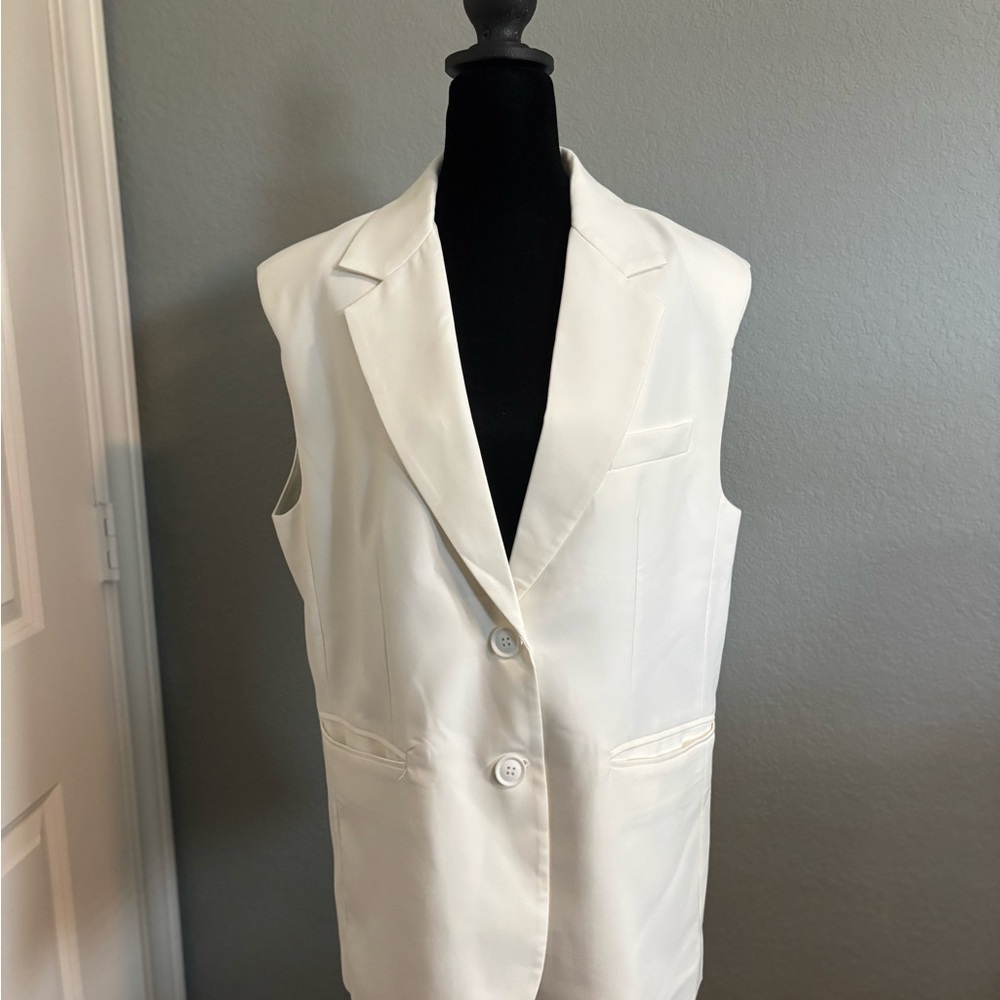 White Sleeveless Blazer Vest